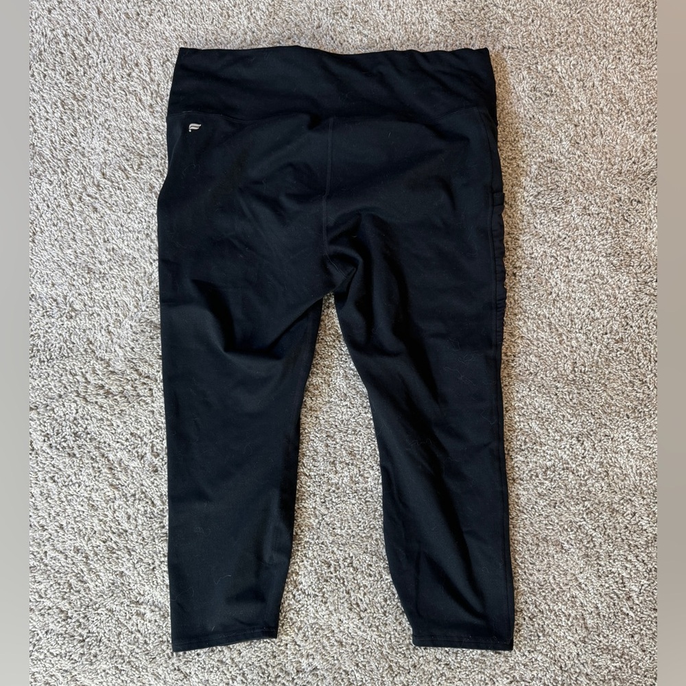 Fabletics leggings with pockets - black